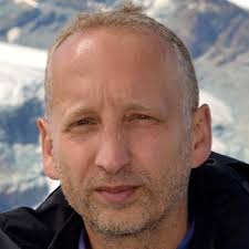 Prof. Roberto Caldara